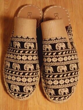 Corkis/ Shoes/ Corkys  Elephant Slides / Size 8